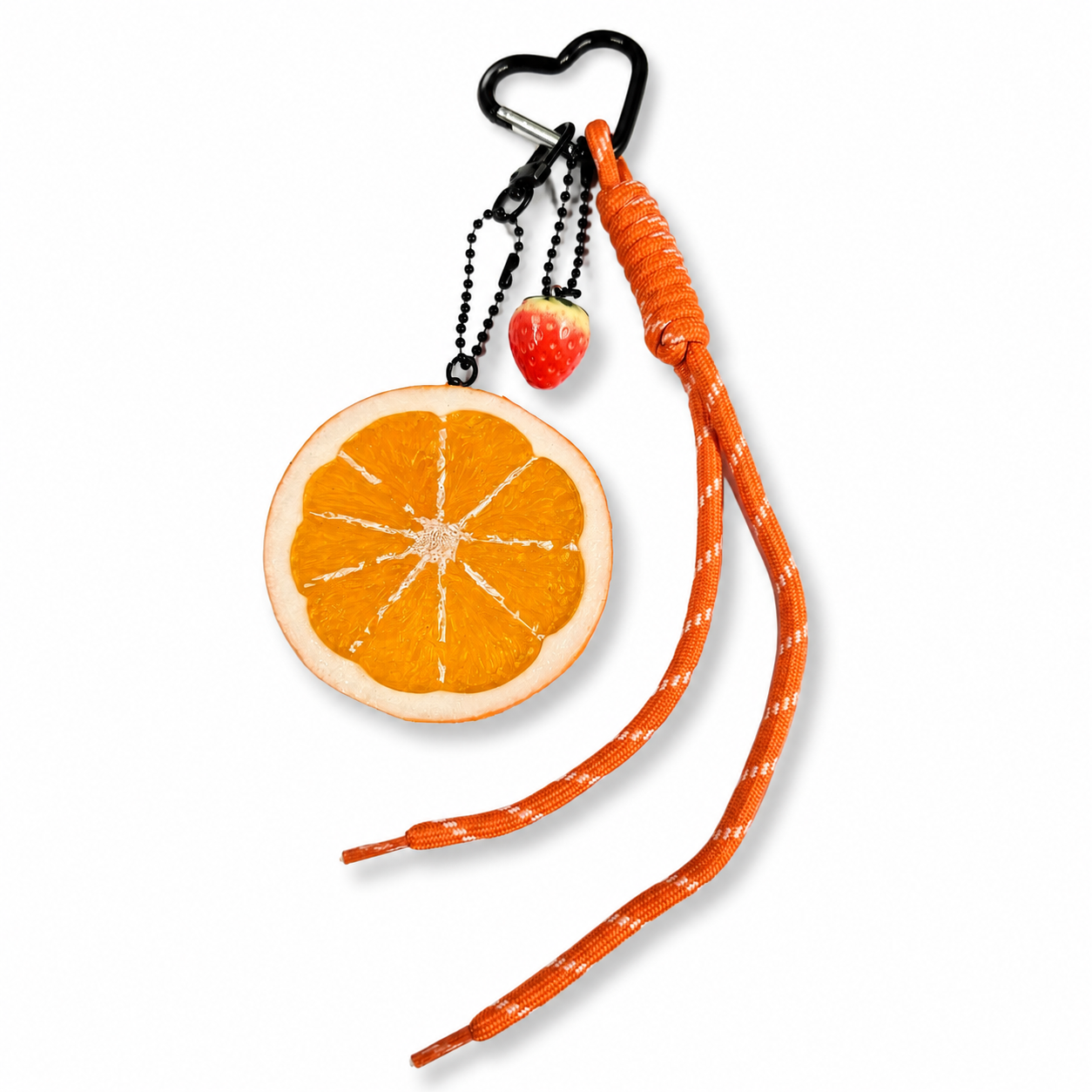 Bijou de sac fruité et original, composé d’une tranche d’orange