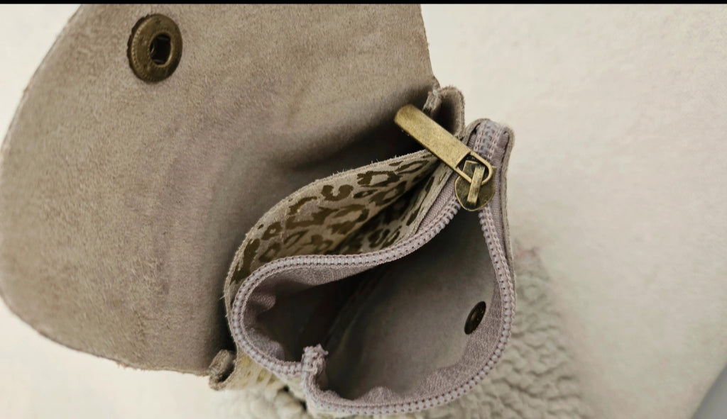 Porte monnaie 100% Cuir Léopard D'orée