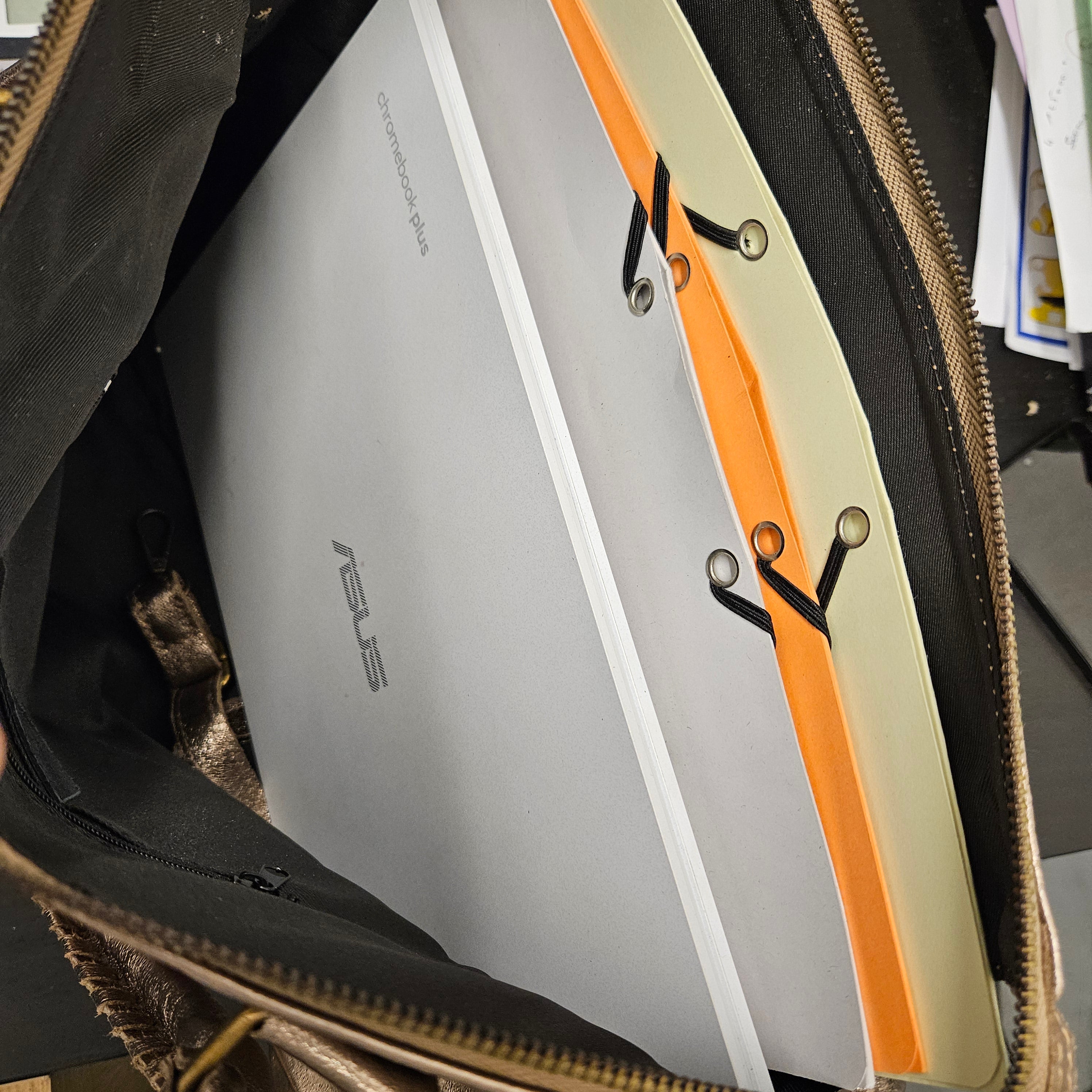 Grand Sac à main idéal pour les Cours , Bureau , Travaille , Week-End , Fourre-Tout