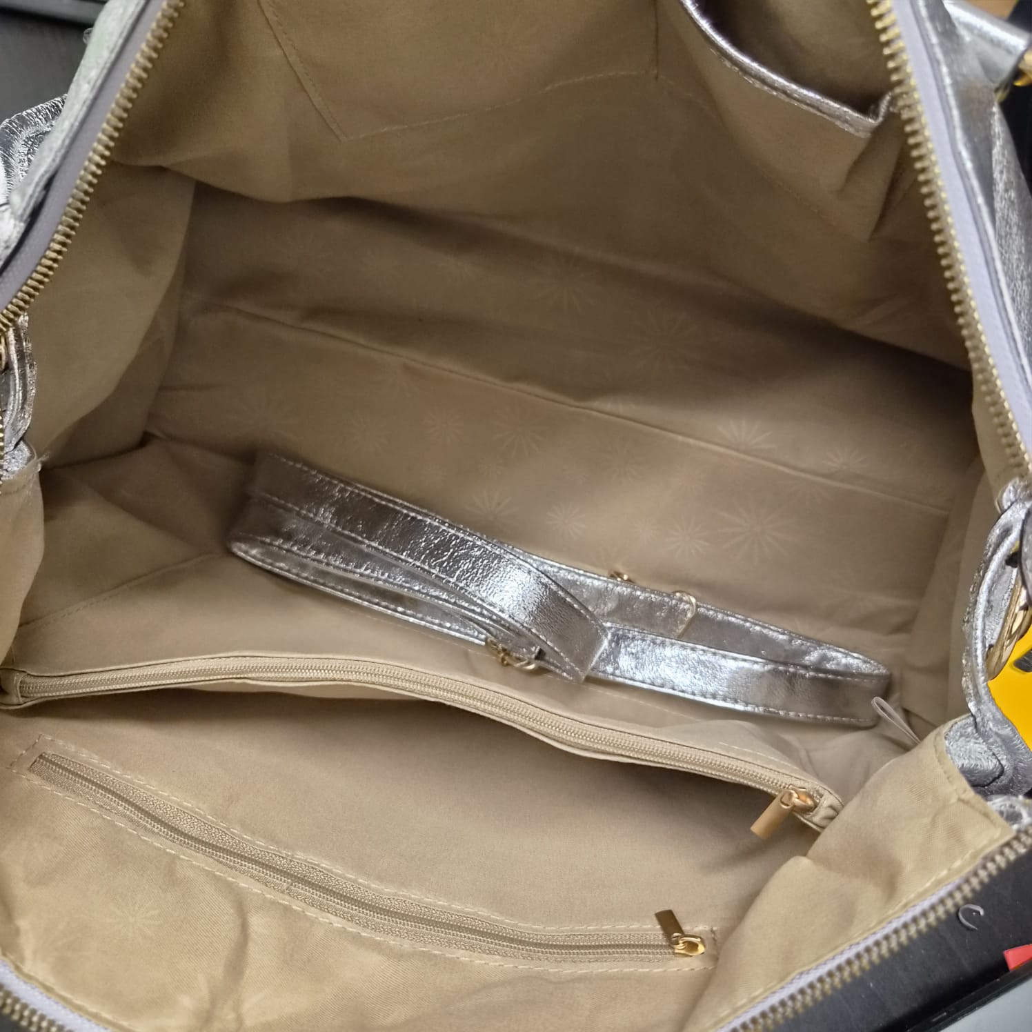 Grand Sac à main idéal pour les Cours SemiliCuir Argent Femme Grande Capacité Fourre-Tout
