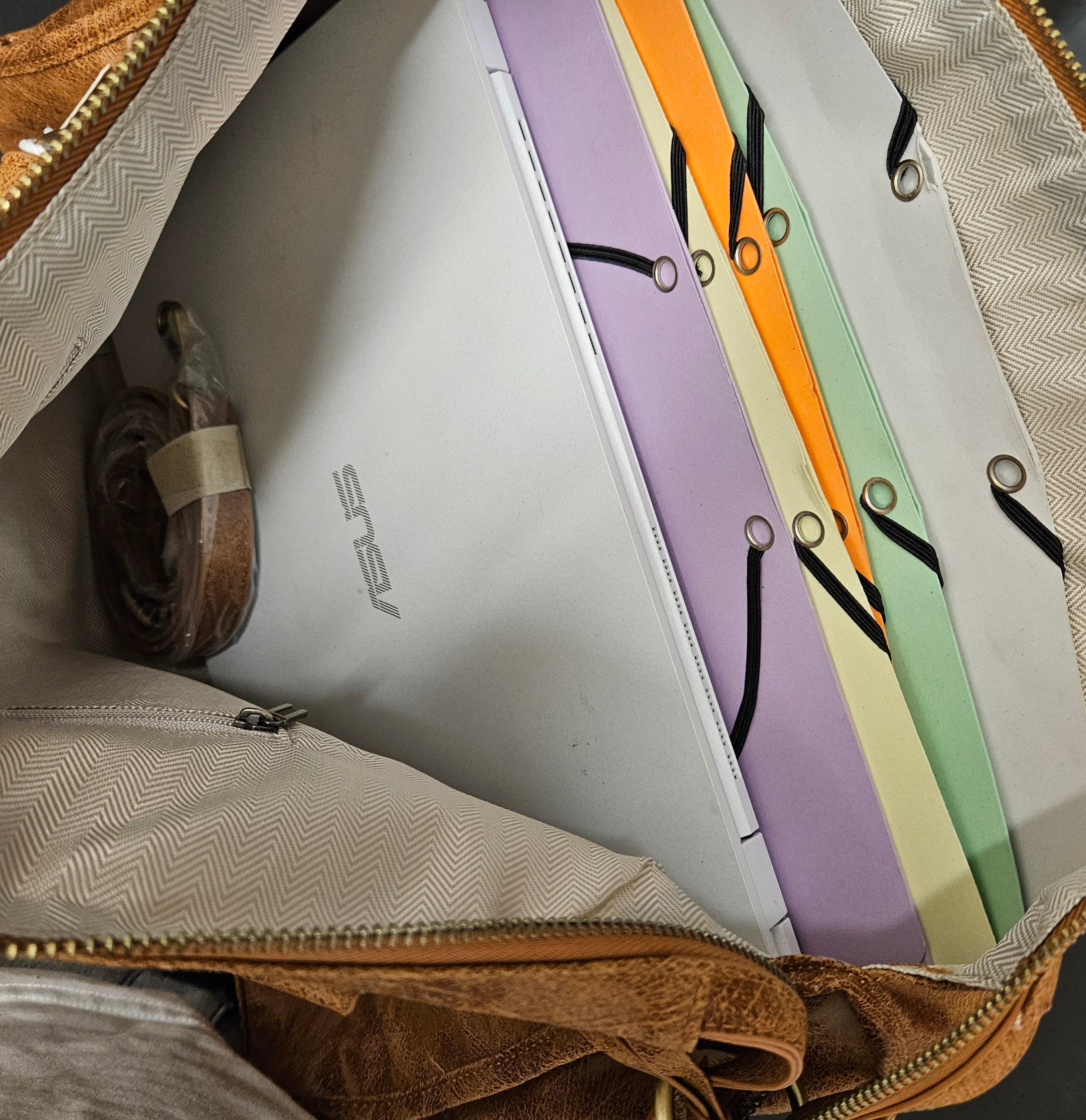 Grand Sac à main idéal pour les Cours SemiliCuir Marron Femme Grande Capacité Fourre-Tout