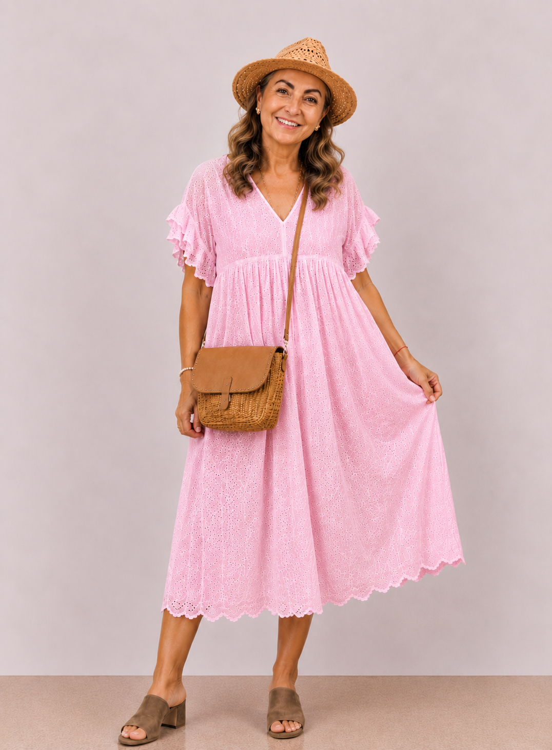 Robe broderie anglaise rose 100% Coton Belle matière Taille Unique